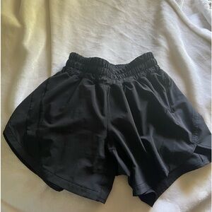 Lululemon Track That Mid-Rise Lined Short 5"